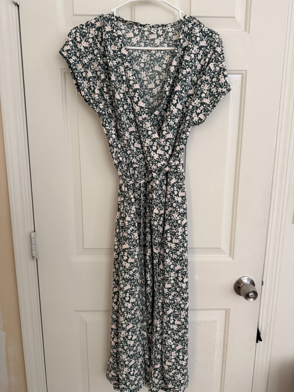 Uniqlo Green Floral Maxi Dress with Pink Flowers